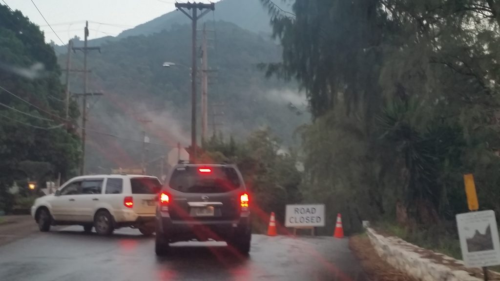 ʻĪao Valley Road Closure.