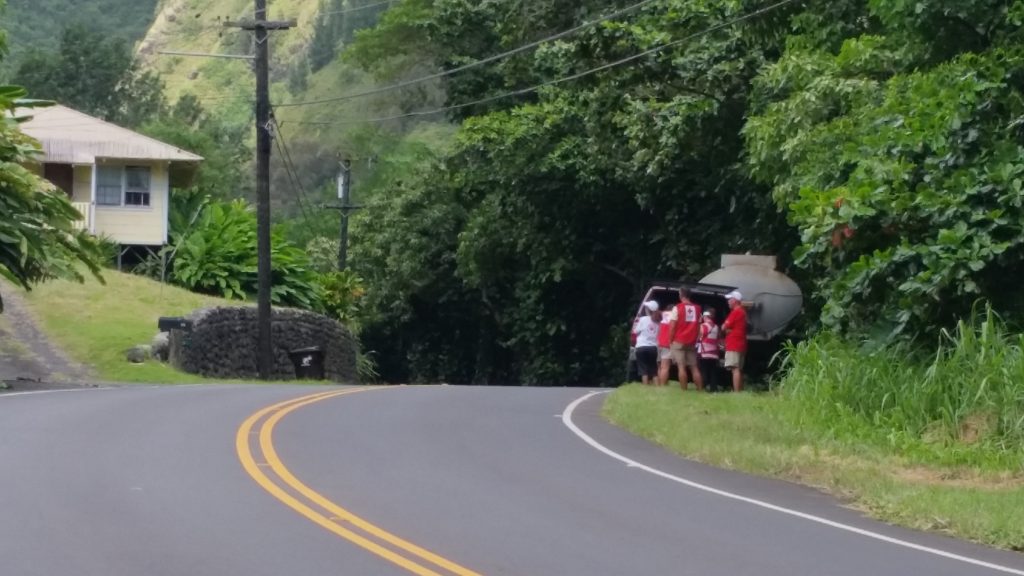 Red Cross Maui workers responding to flood damaged areas of ʻĪao Valley on Sept. 17, 2016.