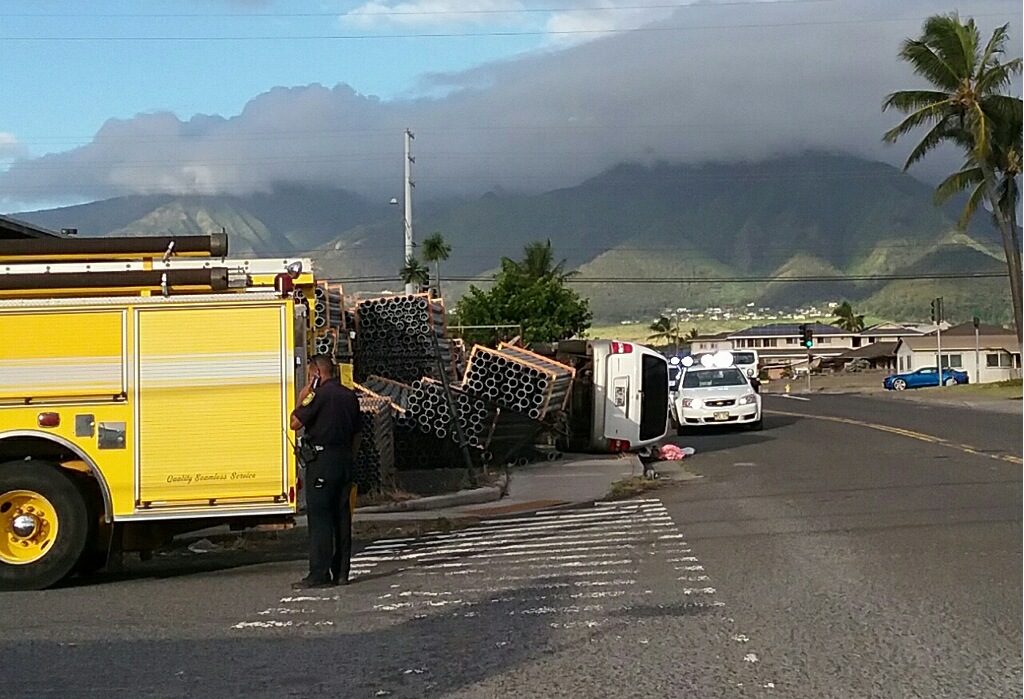 Kea Street traffic accident. 9.8.16. Maui Now image.