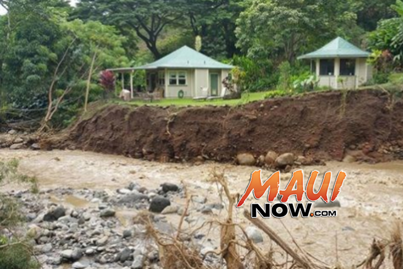 ʻĪao Valley flood damage.