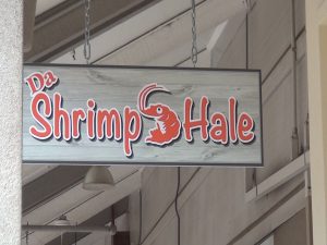 Da Shrimp Hale opened August 15, 2016 at Maui Mall in Kahului. Photo by Kiaora Bohlool.
