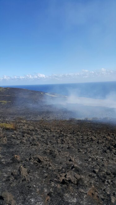 Kahikinui brush fire on 10.17.16. PC: Maui Fire Dept.