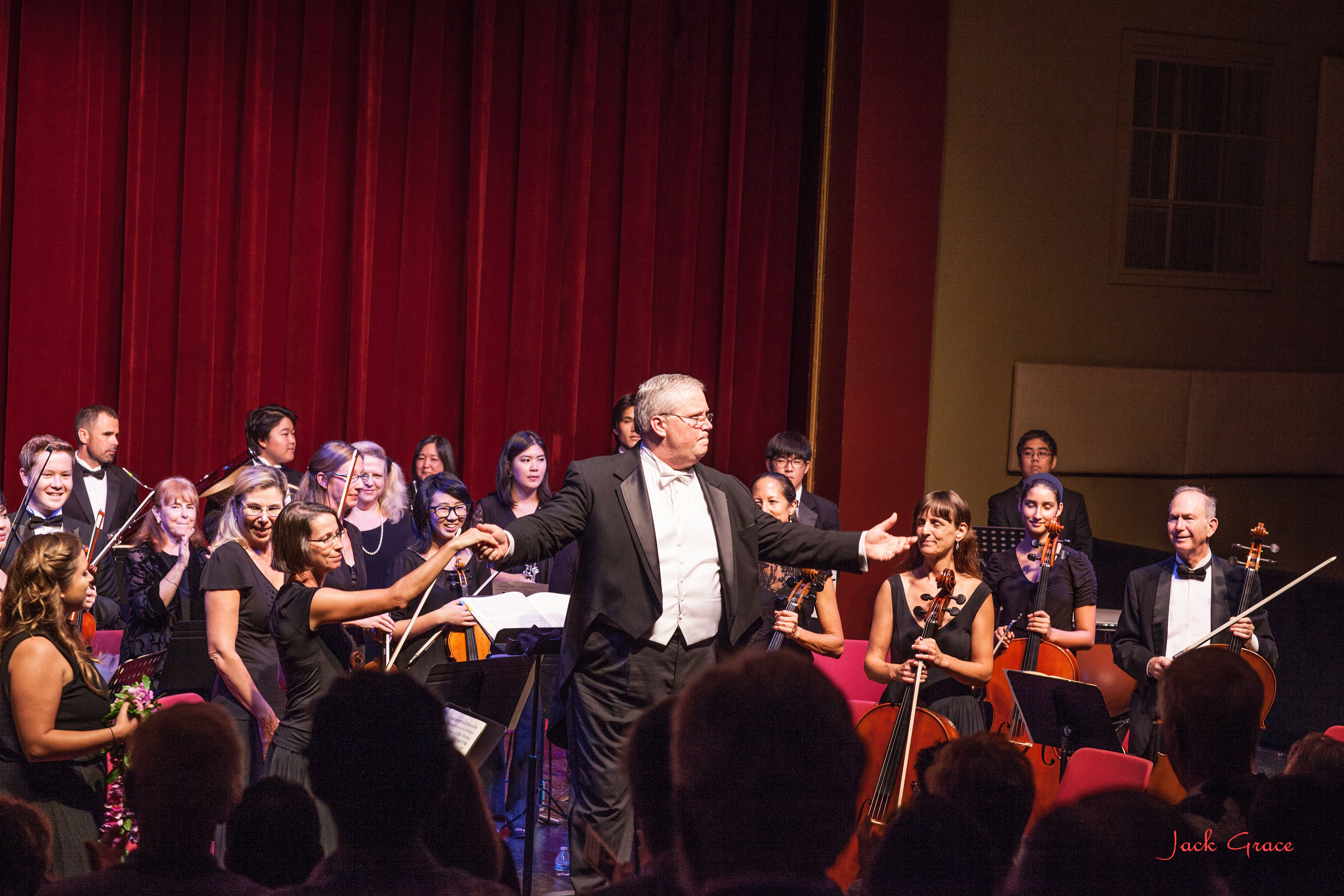 Maui Chamber Orchestra Opens its 2016-17 Season.