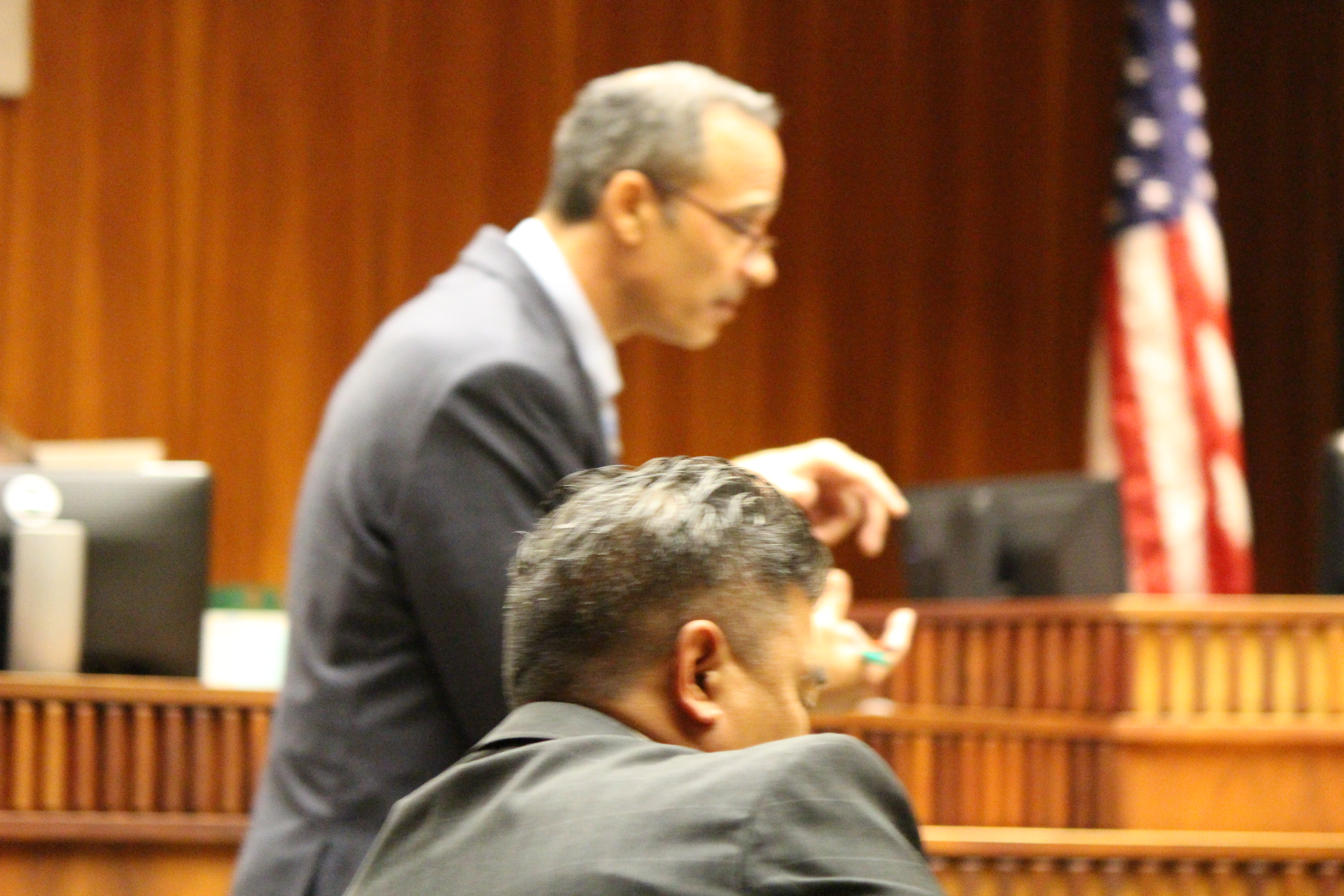 State v Capobianco trail. Defense Attorney Jon Apo with Prosecuting Attorney Robert Rivera in the foreground. PC: 11.30.16 by Wendy Osher.